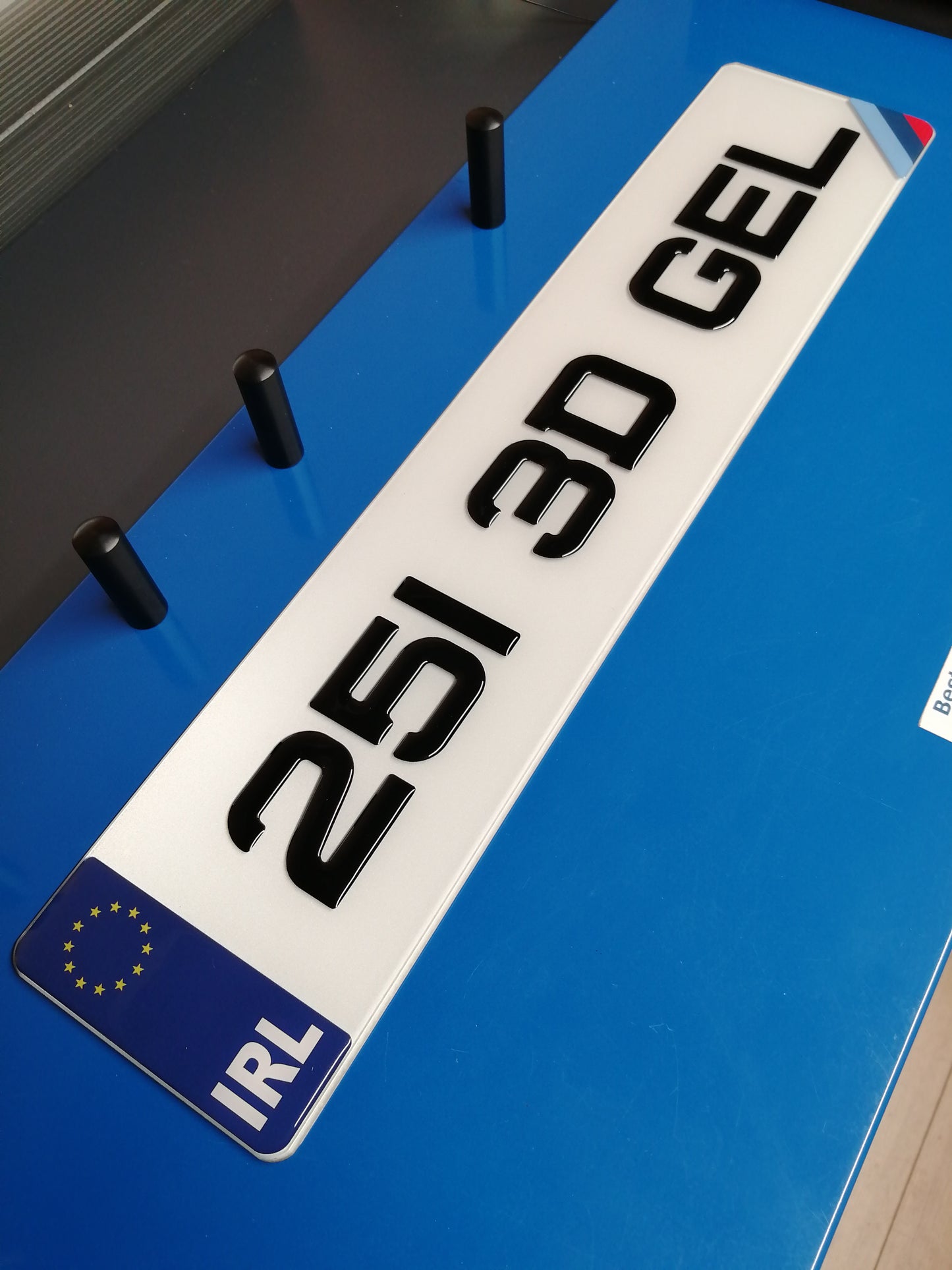 3D Gel Plates With M Sport Badge